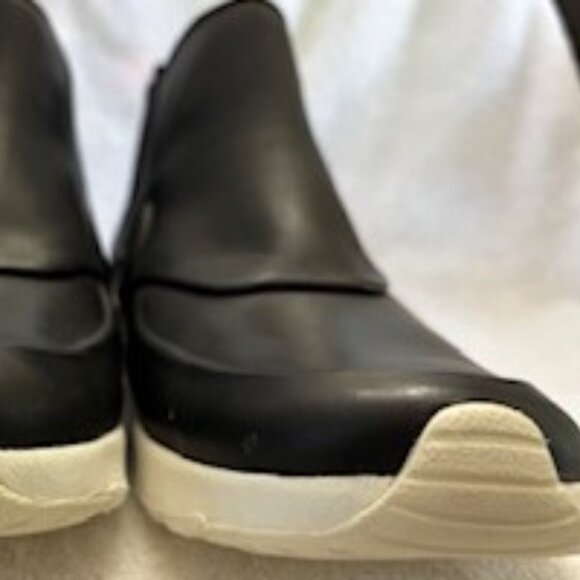 Nike Air Max Mid-top "Thea" sneakers NWOT Size 8-1/2 - Picture 10 of 11